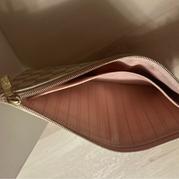 Damier Azur Neverfull MM Pochette Rose Ballerine - Picture 4 of 6